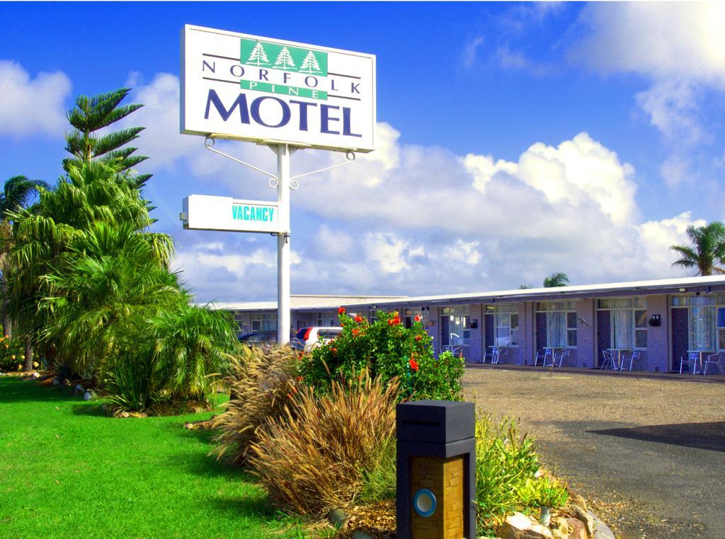 Norfolk Pines Motel Меримбула Экстерьер фото